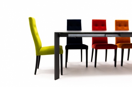 Urban ceramic dining table